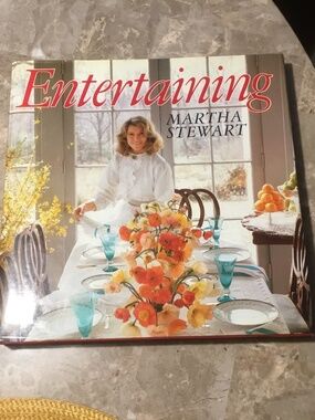 Entertaining- Martha Stewart 1st Book! (1982) 310 pages